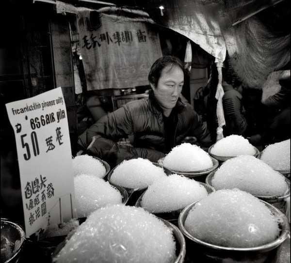 燕窝市场揭秘，价格揭秘与品质探析